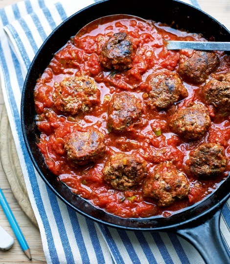 Pasta Sauce with Fully Cooked All Beef Meatballs