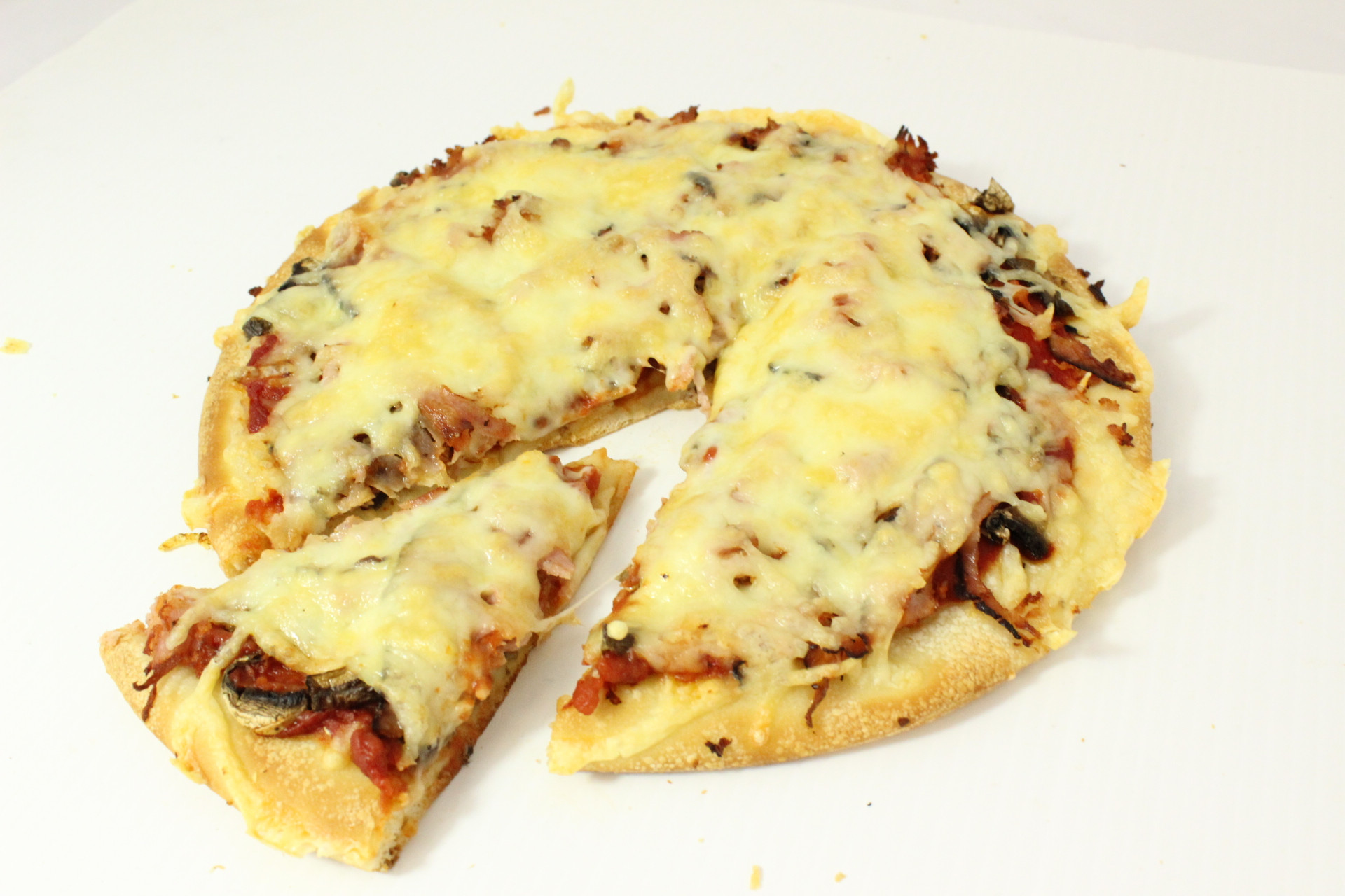 Meat Lovers 10" Pizza Variety Pack - 5 Pizzas
